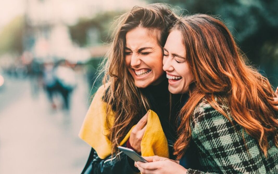 LES Z’AMIS : Venez tester votre amitié Centre Paris Anim’ / Centre Social Annie Fratellini PARIS
