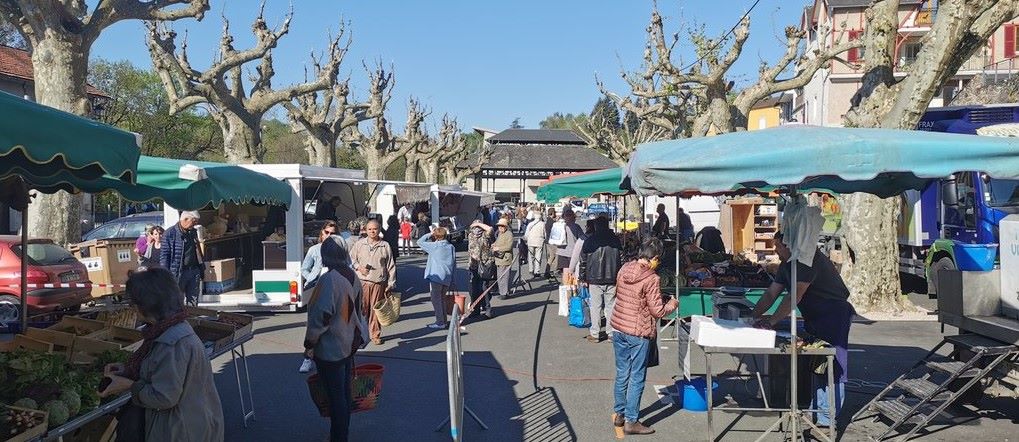 Marché à Bagnac-sur-Célé Bagnac-sur-Célé