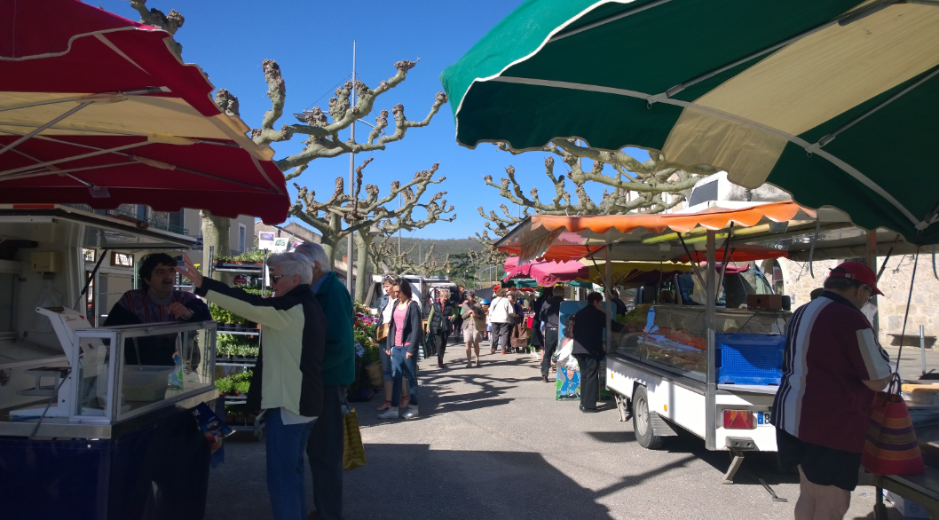 Marché à Luzech Luzech