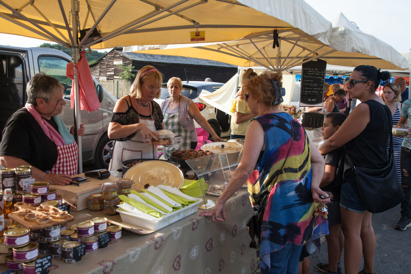 Marché gourmand de Saint-Crépin-et-Carlucet salle des fetes Saint-Crépin-et-Carlucet 2026-08-03
