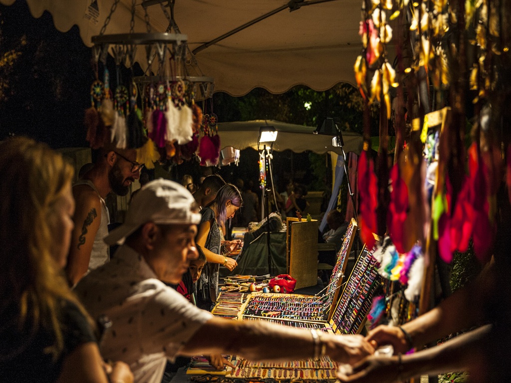 MARCHÉ NOCTURNE DU TERTRE  Le Barcarès