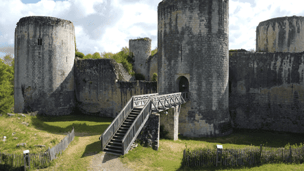 Ouverture de la Taverne du Château du Coudray-Salbart à Echiré Château Coudray Salbart Échiré