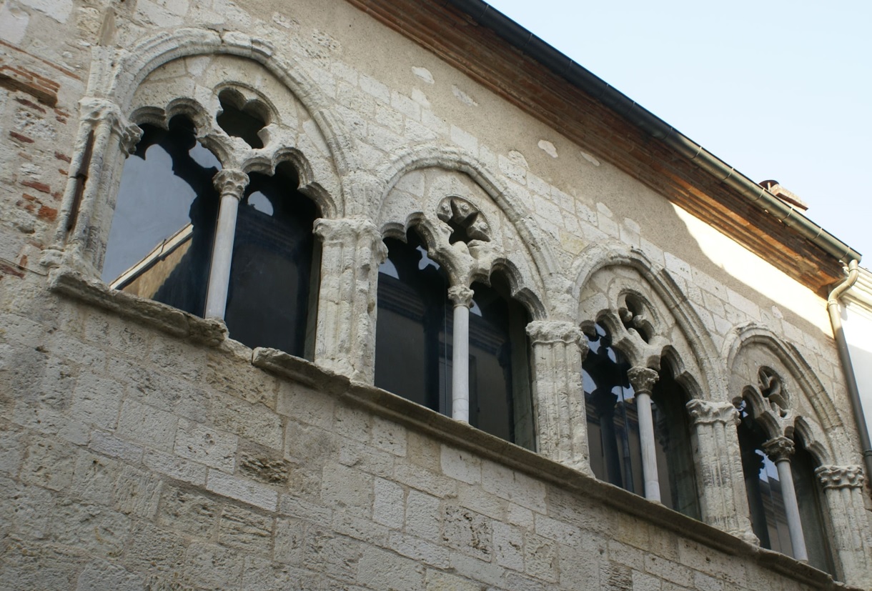 Patrimoine et techniques anciennes Les maisons médiévales d’Agen et l’art de l’enluminure Maison du Sénéchal Agen 2026-07-23