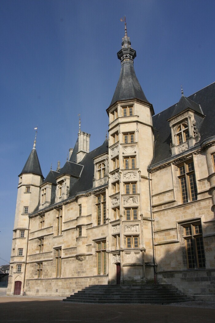 Petites et grandes histoires du Palais, Musée de la Faïence et des Beaux – Arts Fréderic Blandin, Nevers