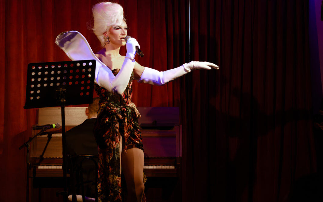 Piano Drag : Hot GHOUL Summer Cirque Electrique Paris