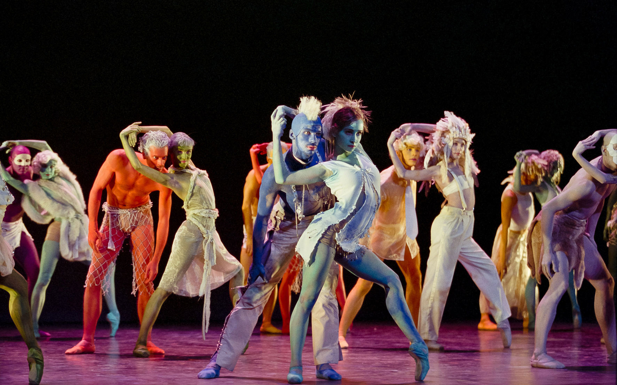 « Rave + L’Âge d’or » de CCN – Ballet de Lorraine – Karole Armitage et MazelFreten Théâtre de la Ville – Sarah Bernhardt Paris