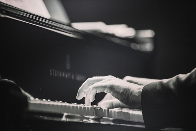 Récital du pianiste Cyril Marie  Saint-Léon-sur-Vézère