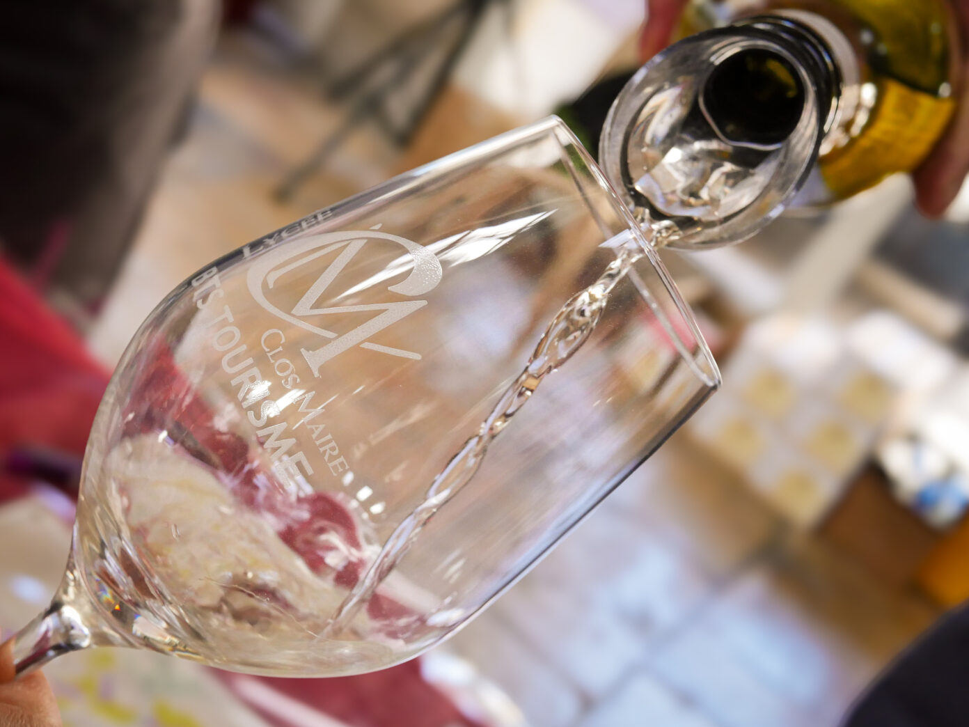 Salon de dégustation Pains Vins Fromages Place de la Halle Beaune
