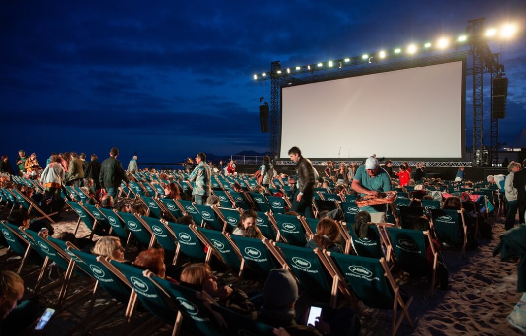 SÉANCE CINÉMA EN PLEIN AIR MAISON DE LA GARONNE Miramont-de-Comminges