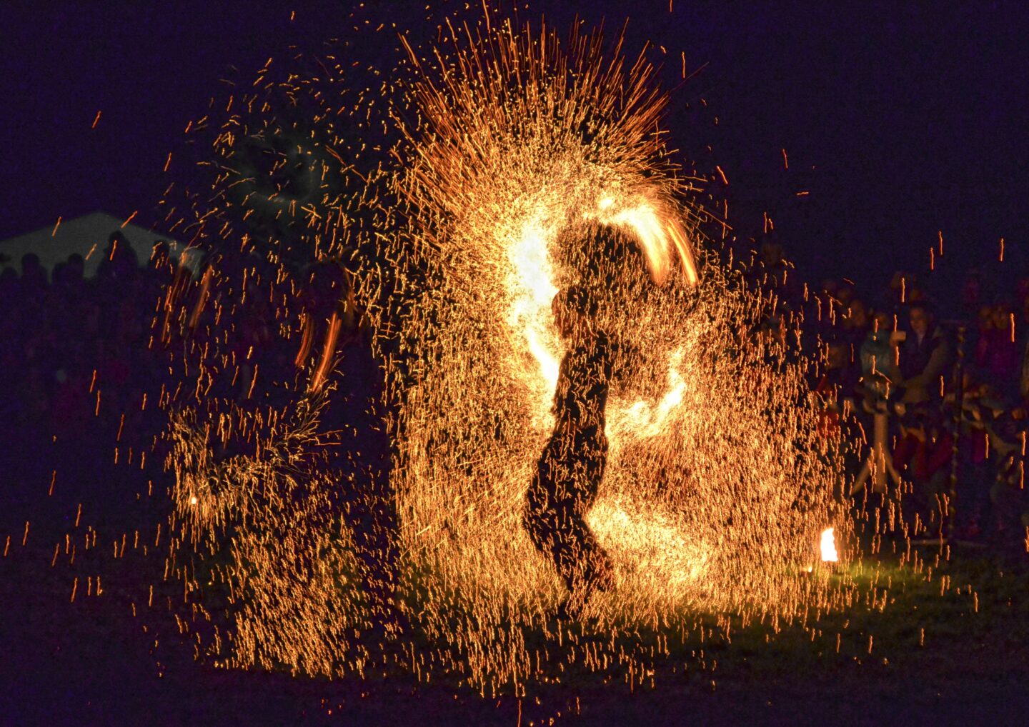 Spectacle de feu Incandescence Ouzouer-sur-Trézée