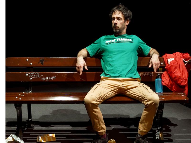 Spectacle: Fidji Carspach