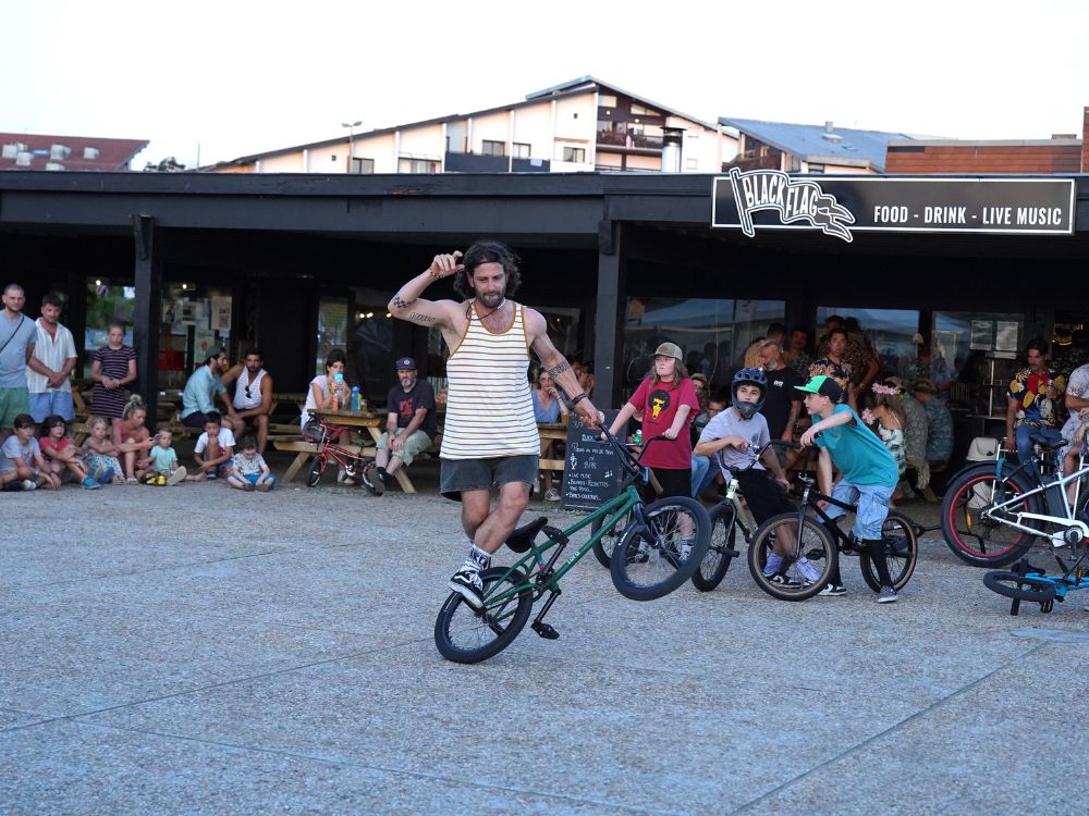 Sports urbains BMX Skate parc et chapiteau Seignosse