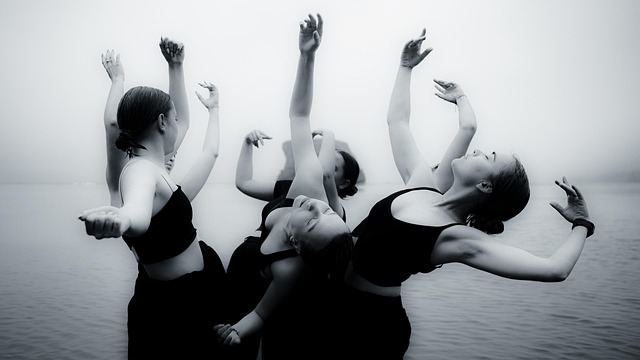 Stage de Danse contemporaine, contact-impros et composition instantanée  Campagnac-lès-Quercy