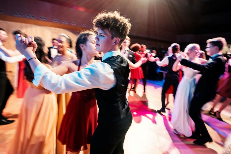 Stage de Valse Salle des fêtes Rouffignac-Saint-Cernin-de-Reilhac