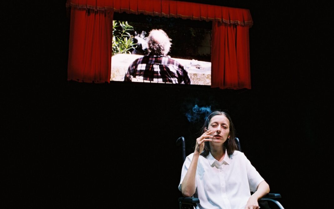 Tout doit disparaître – Stéphanie Aflalo Théâtre de la Bastille PARIS