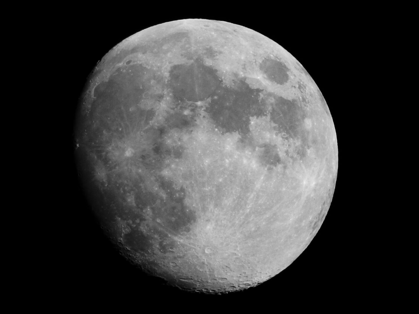 Venez observer la Lune Place du château Rochechouart