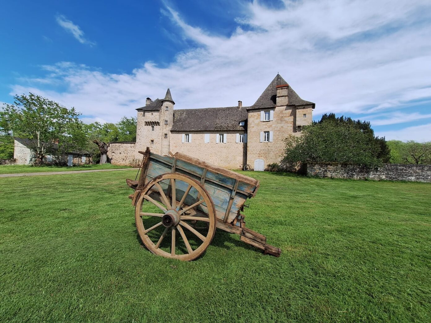 Vide grenier au Château d&rsquo;Estresses  Astaillac