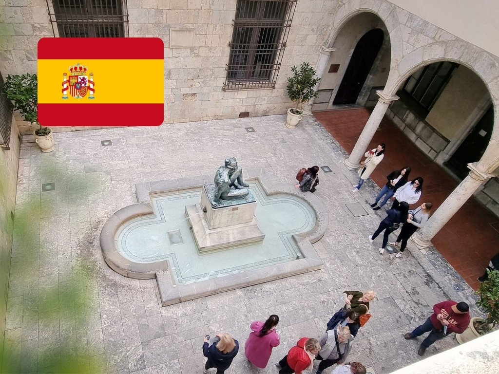 VISITA GUIADA DE PERPIÑÁN EN ESPAÑOL (CASTELLANO) Place François Arago Perpignan