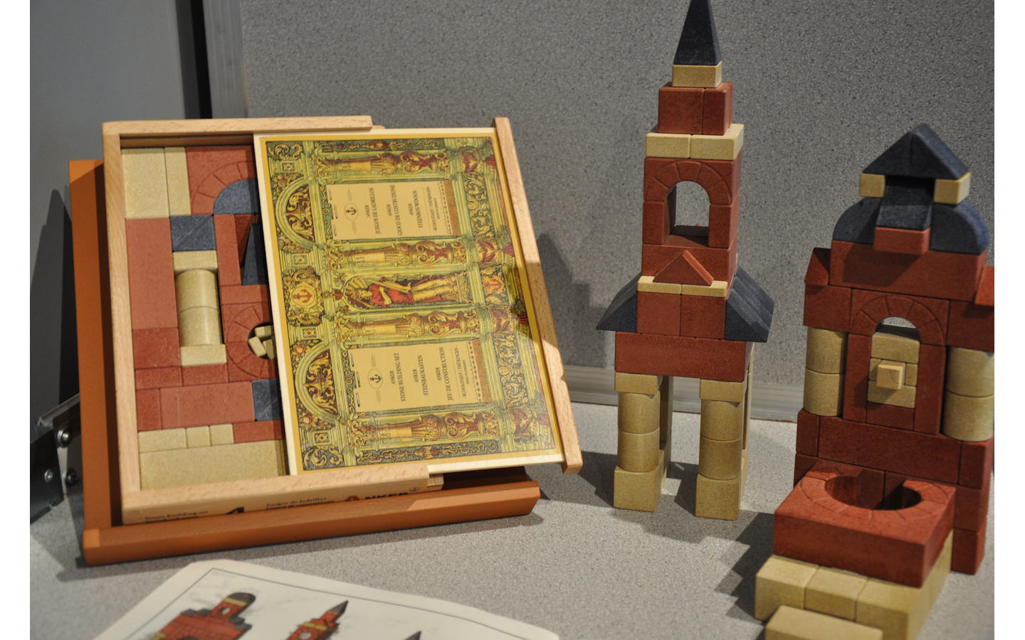 Visite de l’exposition L’art de l’apprentissage par les jeux de construction CIAP Les Récollets Errekoletoak Ciboure
