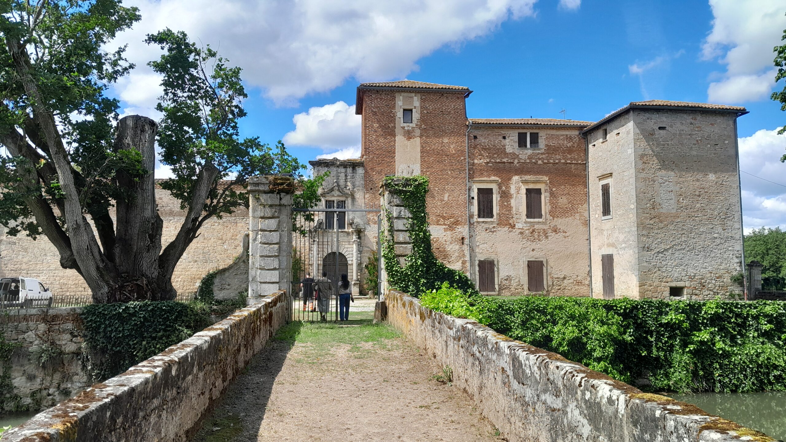Visite du château de Rogé Château de Rogé Villeneuve-sur-Lot 2026-07-27