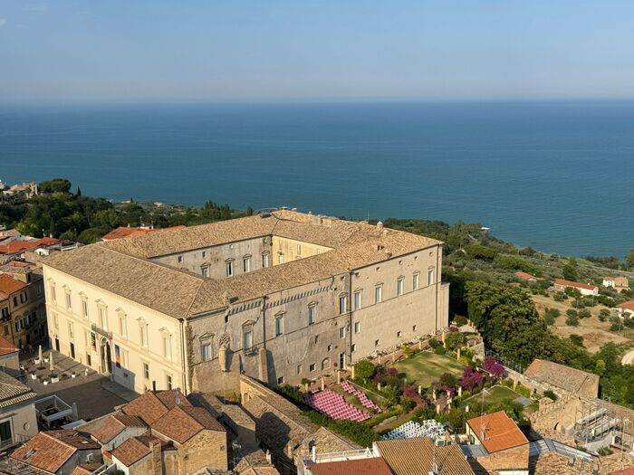 Visite guidée à la découverte du palais D’Avalos Palazzo D'Avalos Vasto