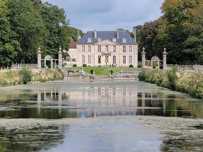 Visite guidée des extérieurs Château de Creullet Creully sur Seulles