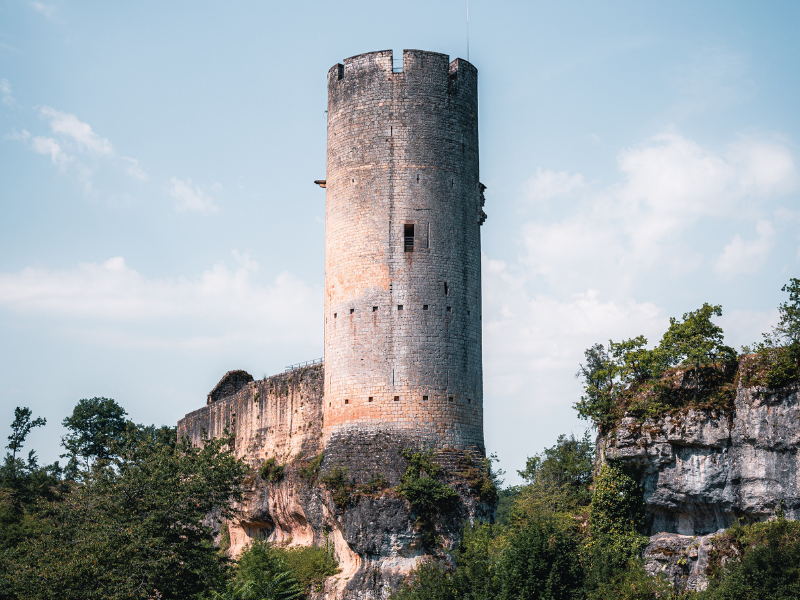 Visite guidée du château de Gavaudun  Gavaudun