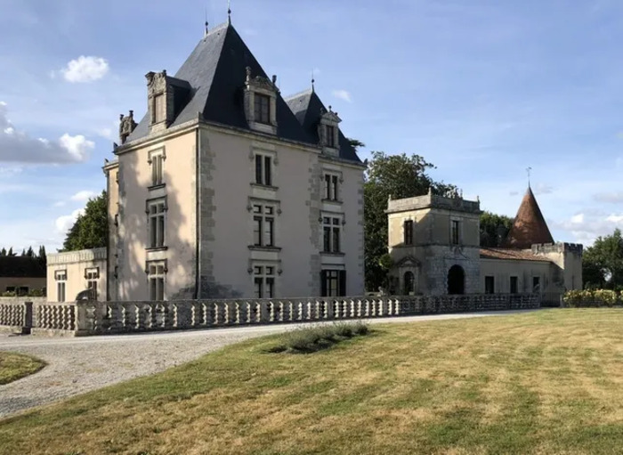 Visite guidée du château par ses propriétaires Château d'Authon Authon