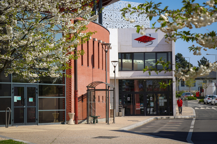 Visite guidée du théâtre Centre culturel Les 3 Colombiers Port-Jérôme-sur-Seine