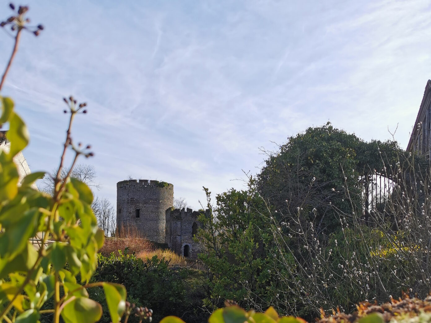 Visite guidée Le château de Bois-Ruffin et la chapelle Saint-Benoist  Vald&rsquo;Yerre