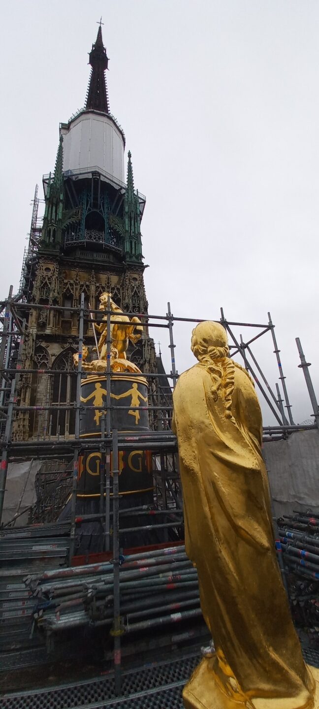 Visite guidée : sauvegarder la cathédrale