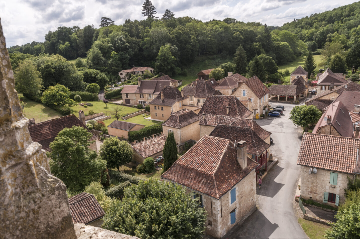 Visite guidée St Georges de Montclard Une histoire de charmes  Saint-Georges-de-Montclard