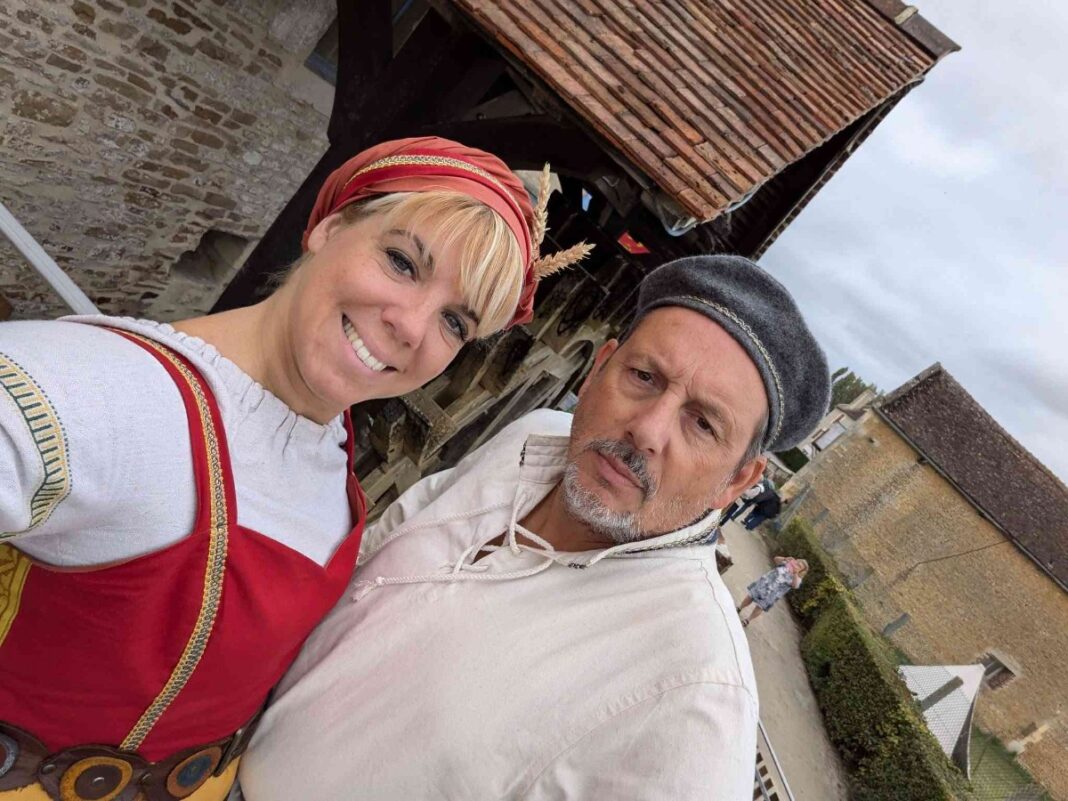 Visite théâtralisée Mathilde et Guillaume, sacrés normands Place Reine Mathilde Caen