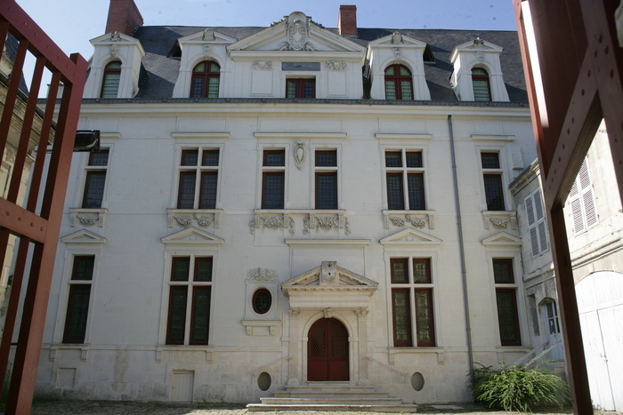 Visite thématique Châtellerault médiéval Place Ste Catherine Châtellerault Châtellerault