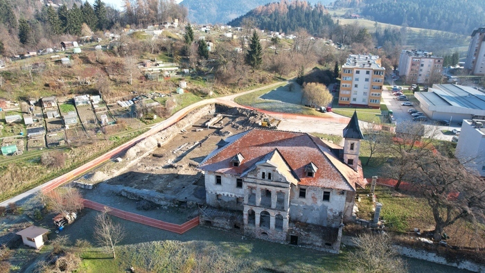 Visitez le site archéologique de Javornik, Javornik, Ravne na Koroškem