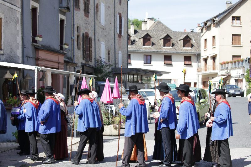 53ÈME GRAND CHAPITRE DE LA CONFRÉRIE DE LA POUTEILLE ET DU MANOULS  La Canourgue