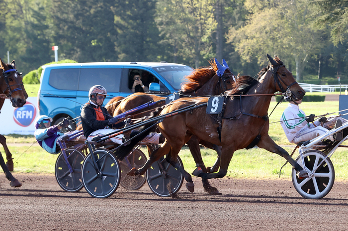 A la découverte de l'hippodrome et de ses côté coulisses pendant les courses Hippodrome de Parilly Bron