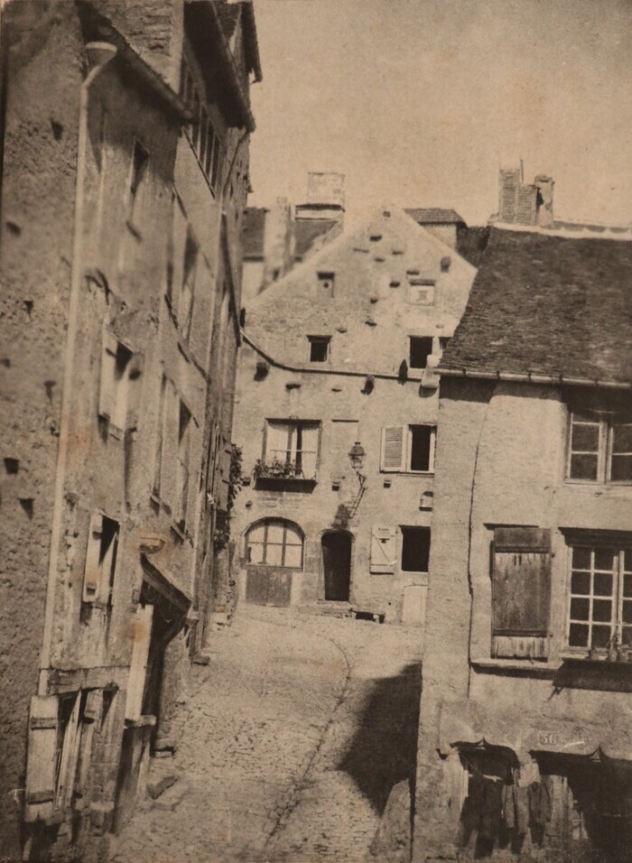 À la découverte du quartier du Petit Cloître, Statue Diderot, Langres