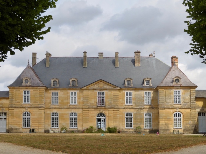 À la découverte d’un château et d'un jardin du XVIIIe siècle Château Donjeux