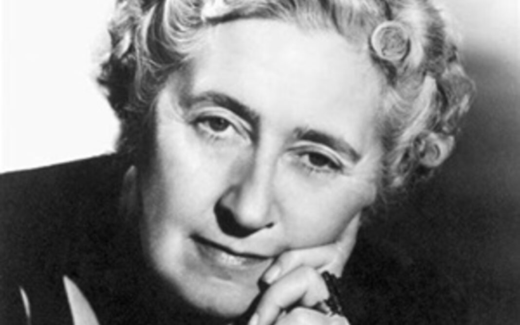 A la poursuite d’Agatha Christie Bibliothèque Andrée Chedid Paris