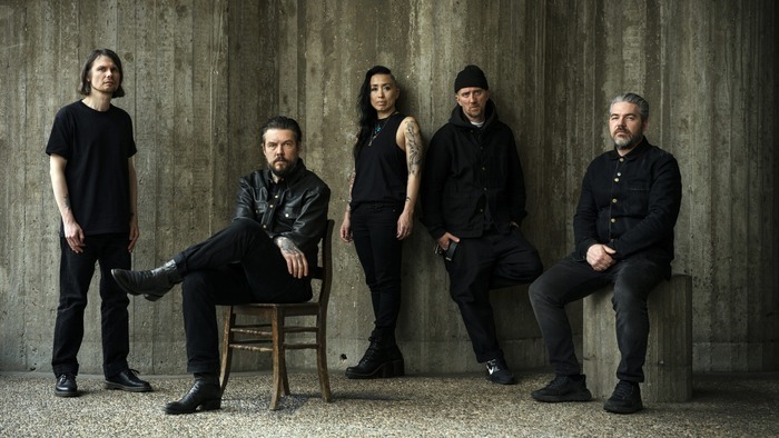 Amenra en concert L'Aéronef Lille