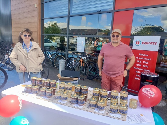 Animation découverte des abeilles et dégustation de miels locaux U Express Château-Renard