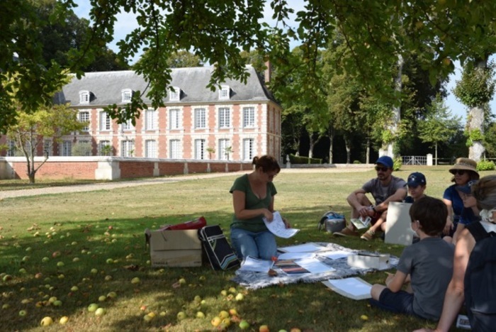 Animation jeune public : atelier dessin ou découverte, Parc et jardins du château du Troncq, Le Troncq