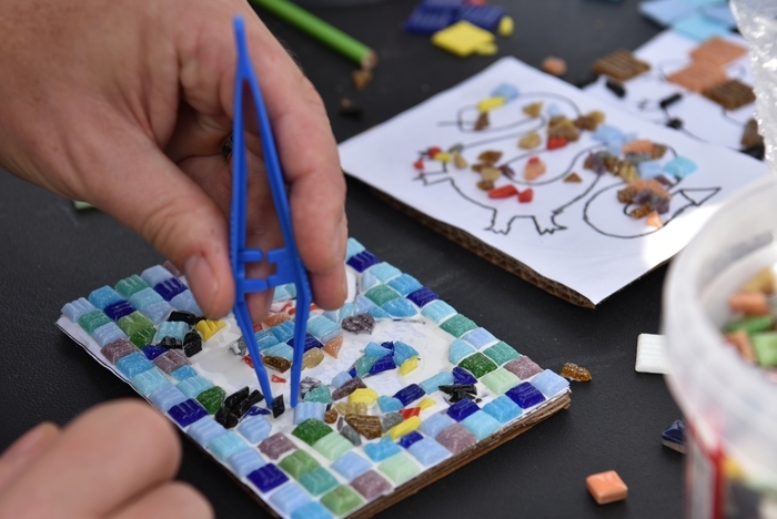 Atelier de coloriage libre et de mosaïque autour d’une œuvre de Rémy Callot, Square Rémy Callot, Carvin