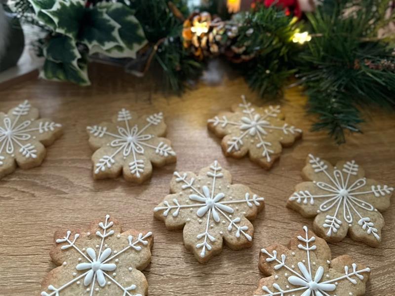 Atelier de Noël Décoration de biscuits de Noël avec Charlotte Biscuit Vanille (adulte)  Val-de-Moder