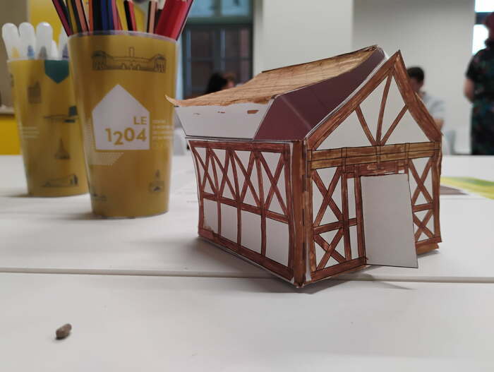 Atelier famille – Les maisons photophores, Le 1204 – Centre d’interprétation de l’architecture et du patrimoine, Dijon