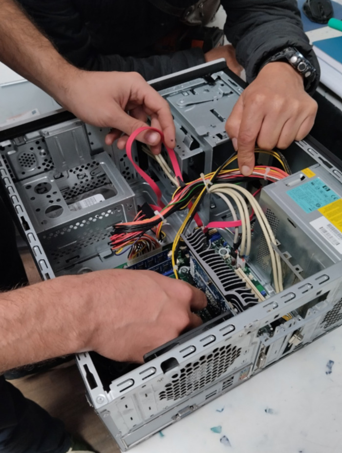Atelier informatique – Bien entretenir son ordinateur (unité centrale), KAL – Konk Ar Lab, Concarneau