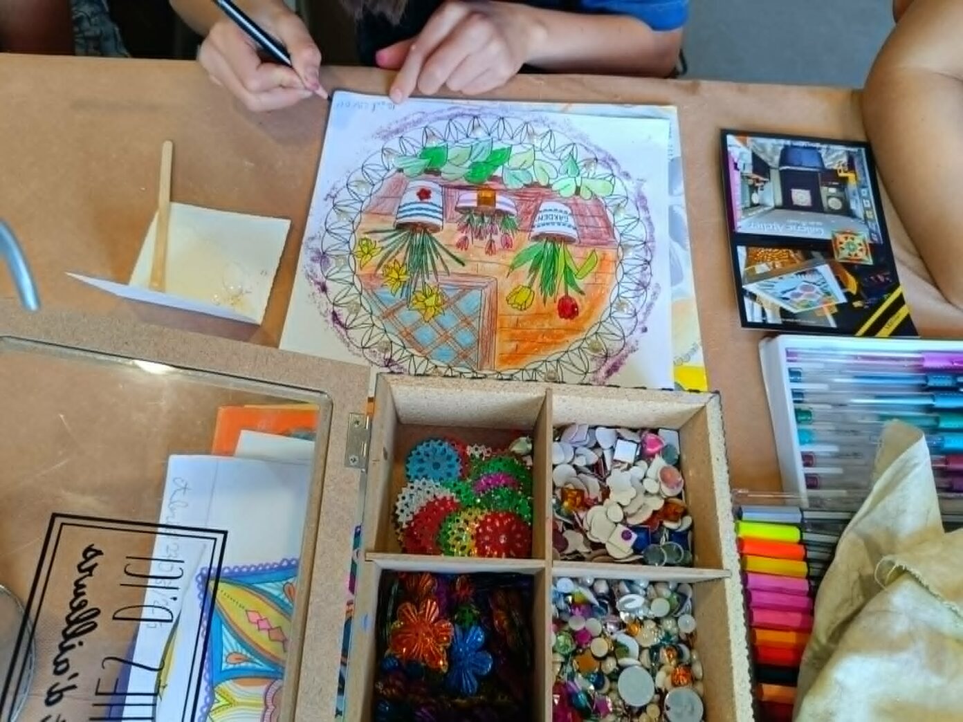 ATELIER MANDALAS ADULTE ET ENFANT Salle Poujols Gorges du Tarn Causses