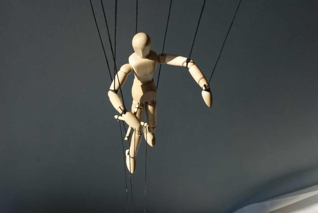 Atelier marionettes Ça Circule recourcerie Oradour-sur-Vayres