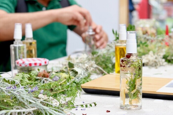 Atelier Mieux Vivre au Naturel - Spray assainissant aux plantes La julienne Plan-les-Ouates